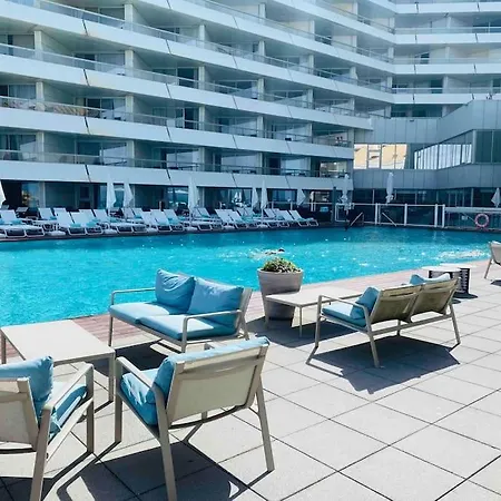 Front De - & Thalasso Apartment *