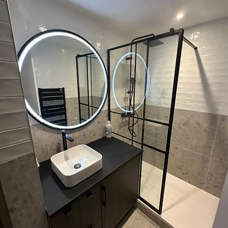 Front De - Spa&thalasso Apartment *